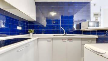 Nhà, 3 phòng ngủ, hiên | Bếp riêng