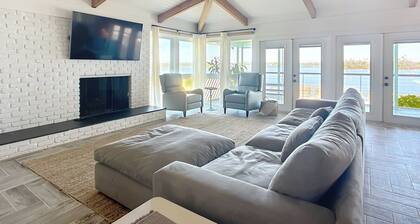 Pet friendly water front home in the heart of Crystal River