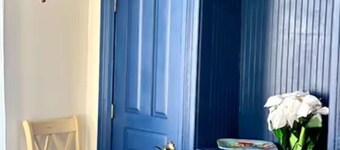 Blue House on Main | *Pet Friendly*