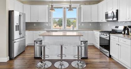 Charming house in Healdsburg with Pool and Hot Tub