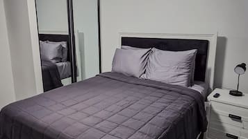 2 quartos, escrivaninha, Wi-Fi de cortesia, roupa de cama