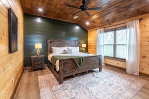 3 chambres, lit de bébé portatif, Wi-Fi, literie fournie