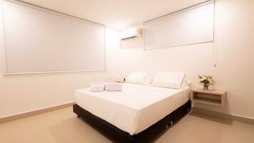 1 bedroom, in-room safe, iron/ironing board, free WiFi