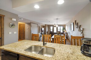 Interior - Lake Resort Condo • Sleeps 8 • Pools & Trails (Branson)