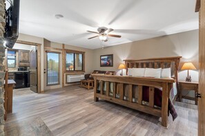 1 soverom, strykejern/-brett, wi-fi (inkludert) og sengetøy