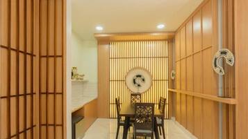 Presidential Suite, Mountain View | In-room dining