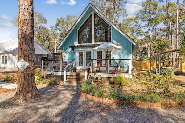 Welcome to 97471 Cutlass Way