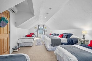 3 chambres, bureau, Wi-Fi gratuit, draps fournis