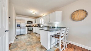 Fridge, microwave, oven, stovetop - Lakefront 3BR Home with Dock, Fire Pit, Lawn Games, and Game Room (Moneta)