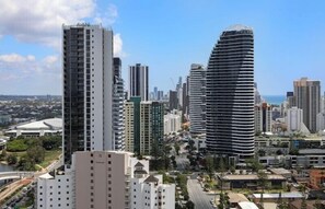 Appartement Luxe, 2 chambres, vue océan | Vue depuis le balcon