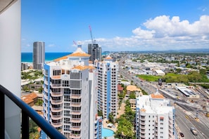 Apartamento, 1 quarto, vista para a cidade | Sacada