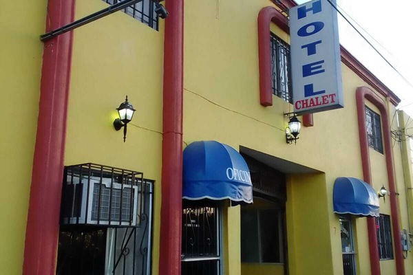 Fachada de la propiedad