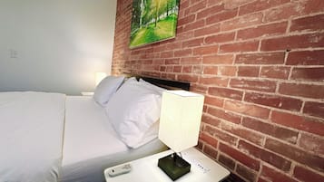 3 slaapkamers, een strijkplank/strijkijzer, wifi, beddengoed