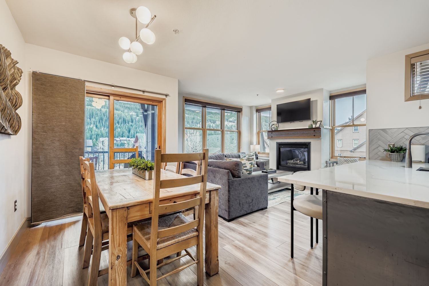 Condo, 3 Bedrooms | Dining