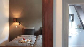 5 chambres, fer et planche Ă repasser, Wi-Fi, draps fournis