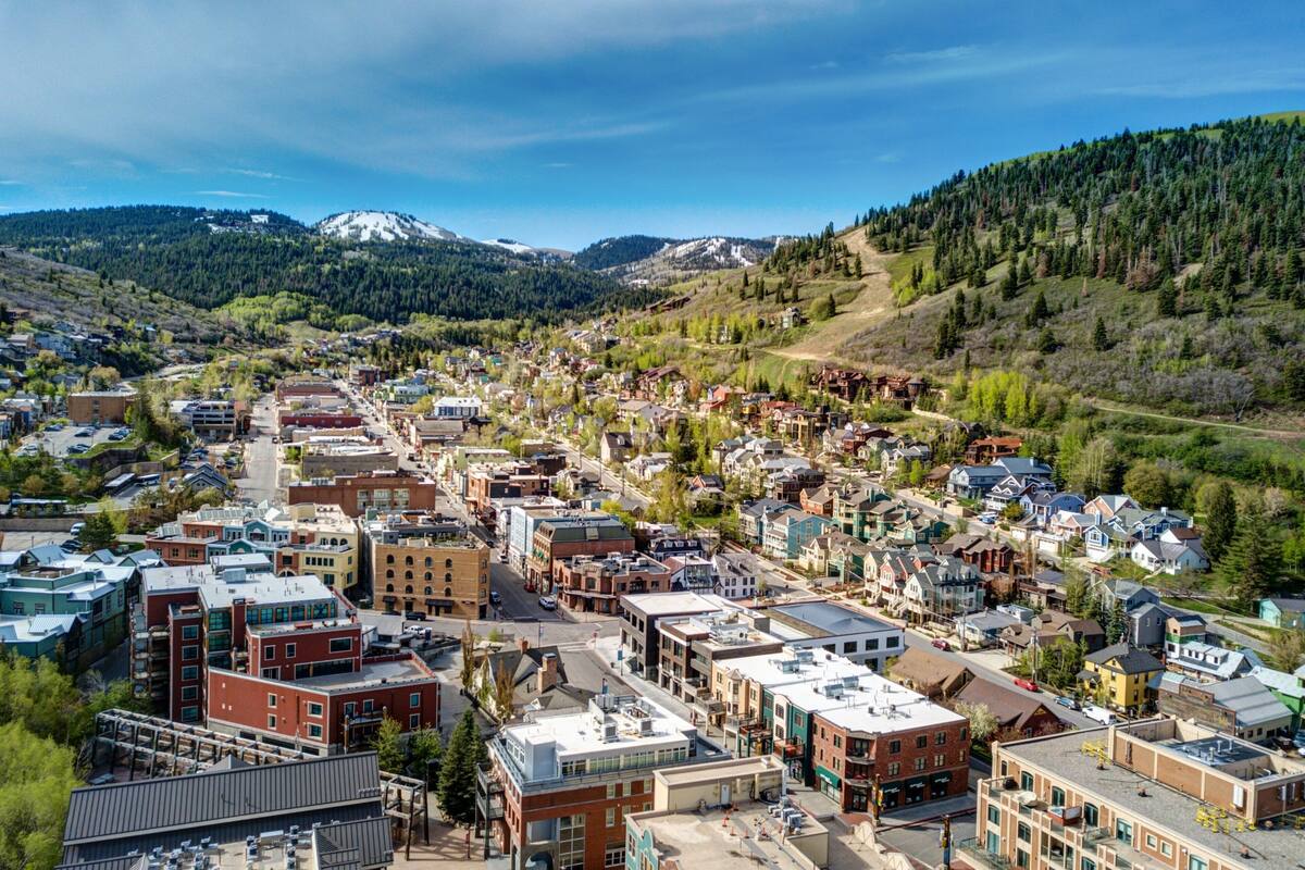 Condo, 2 Bedrooms | Aerial view