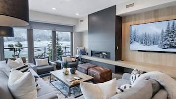 Kondominium, 2 kamar tidur | Area keluarga | Smart TV