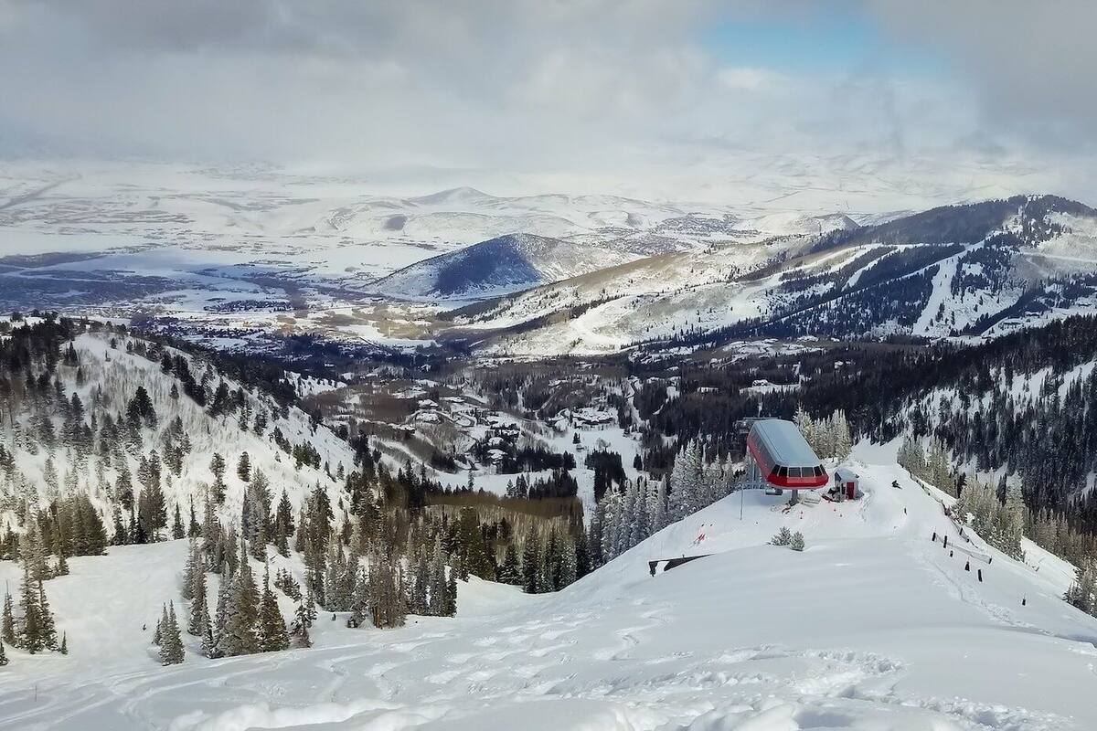 Snow and ski sports