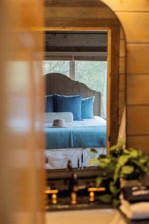 2 soverom, wi-fi (inkludert) og sengetøy