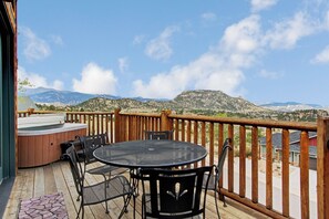 Condo, 2 habitaciones | Restaurante al aire libre