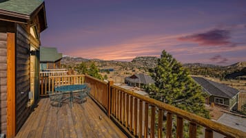 Condo, 2 Bedrooms | Outdoor dining