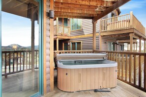 Condo, 2 Bedrooms | Outdoor spa tub - Estes Park CO Condos (Estes Park)