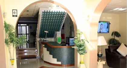 HOTEL GRAND CESARS