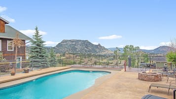 Condo, 2 quartos | Piscina