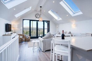 TV connectée, cheminée