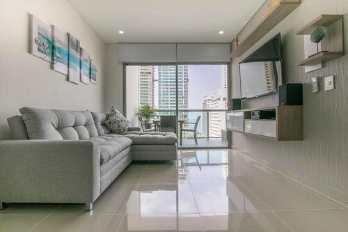Apartamento de lujo nuevo de 1 habitacion bocagrande Cartagena Jacuzzi y Piscina