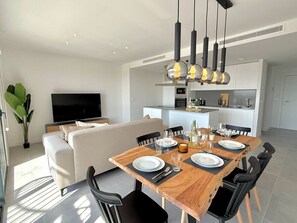 Interior - SR Oasis 325 2 BDR Penthouse with Sea View (Estepona)