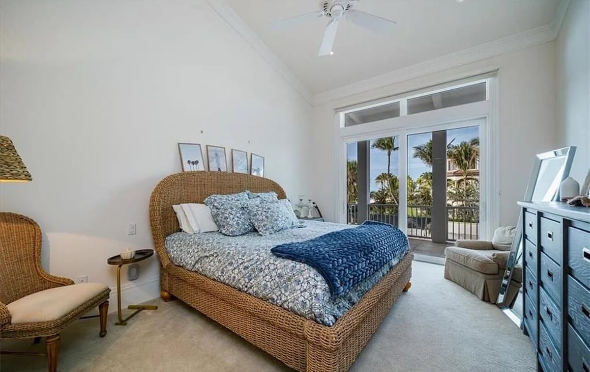 Photo 20 of Private Beach Oceanfront Mansion in Luxurious Naples Spacious 5-bedroom Palms