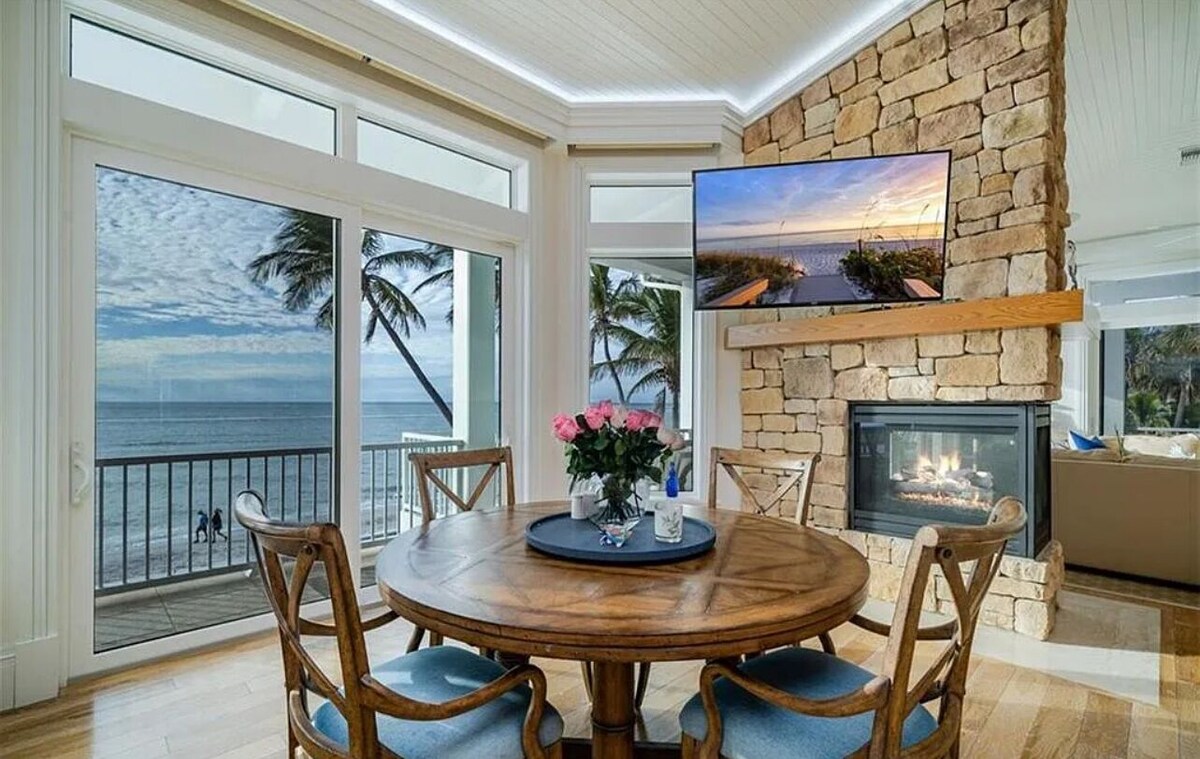 Photo 8 of Private Beach Oceanfront Mansion in Luxurious Naples Spacious 5-bedroom Palms