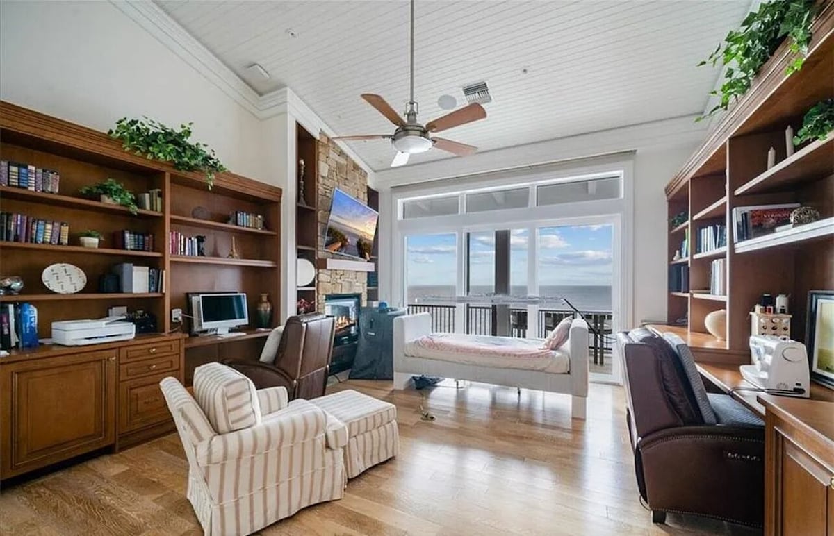 Photo 19 of Private Beach Oceanfront Mansion in Luxurious Naples Spacious 5-bedroom Palms