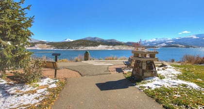 Cozy Dillon CO Condos