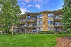 Condo, 1 Bedroom | Exterior