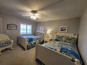 2 chambres, fer et planche à repasser, Wi-Fi gratuit, draps fournis