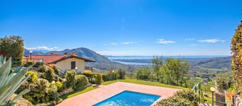 Lakeview Bliss / pool & fenced Garden, Villanuova sul Clisi, Italy