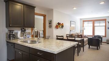 Appart'hôtel, 2 chambres | Intérieur