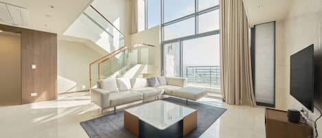 Ático (Duplex, 6 People) | Vistas a la ciudad