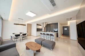 Oven, stovetop, cookware/dishes/utensils - UH FLAT SIGNATURE DAEGU (Daegu)