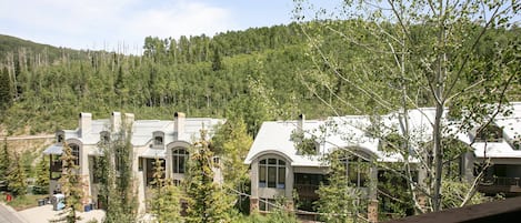 Condo, 1 Bedroom | Property grounds