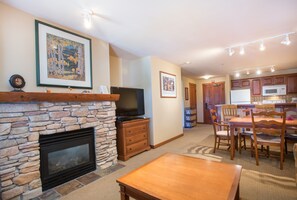 Leilighet, 1 soverom | Spiseområde