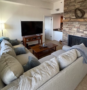 Living area - Sugar Mountain NC - Sugar Top Condos (Banner Elk)