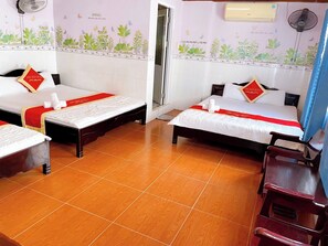 Basic Double Room | Desk, free WiFi - ANH QUAN HOTEL VUNG TAU (Ho Chi Minh City)