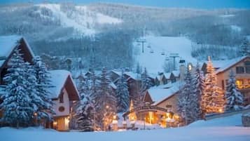 Condo, 2 Bedrooms | Exterior