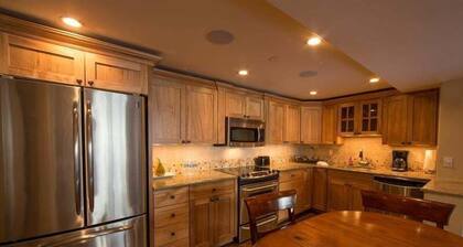 Vail Ski Resort - Luxury Condos