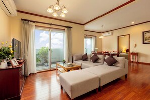 Deluxe Apartment, 2 Bedrooms, Balcony, City View | Balcony view