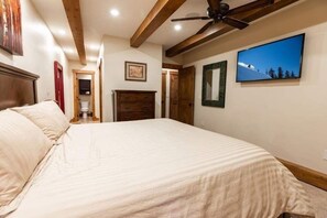 Condo, 1 Bedroom | Free WiFi