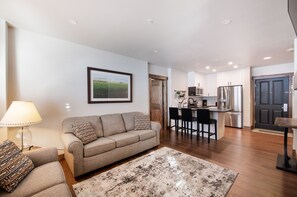 Kondominium, 2 kamar tidur | Area keluarga